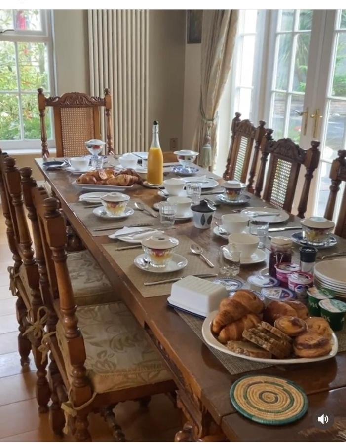 Bed & Breakfast Redgate House 3*